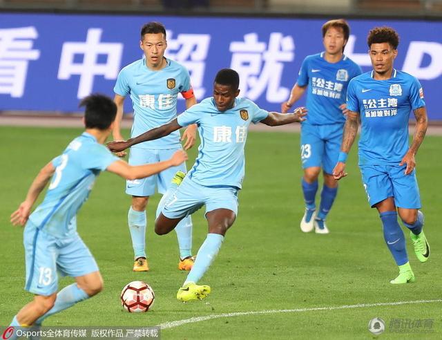 本雅明在书的开头，引用了法国象征主义诗人瓦雷里的一段话。